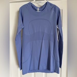 Lululemon Swiftly Tech Long Sleeve. NWT. Size 12. *very small snag, see photo*